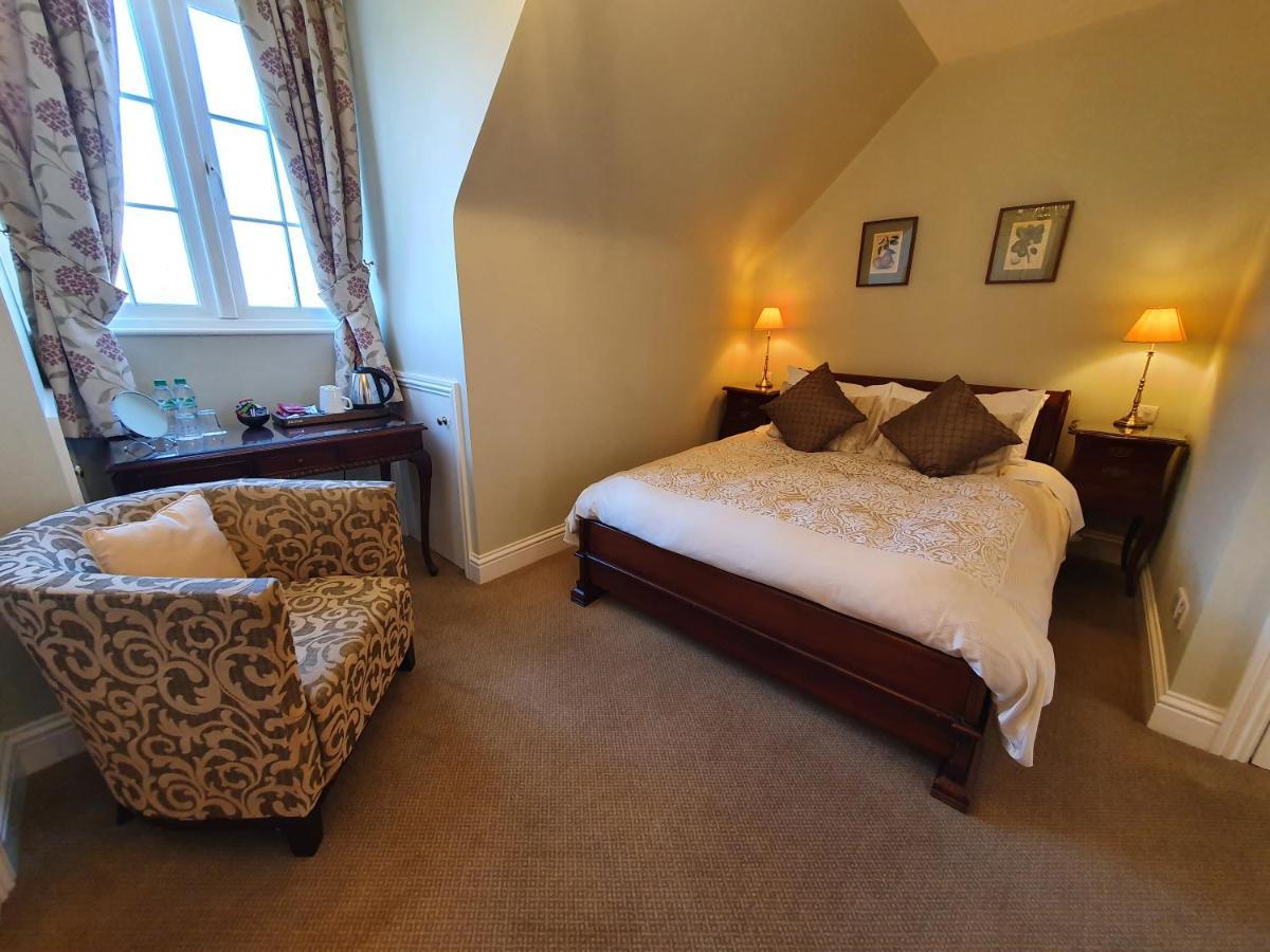 Ditton Lodge Kingston upon Thames  Kültér fotó